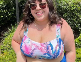 胖妹妹内景写真,内景写真中的自信风采